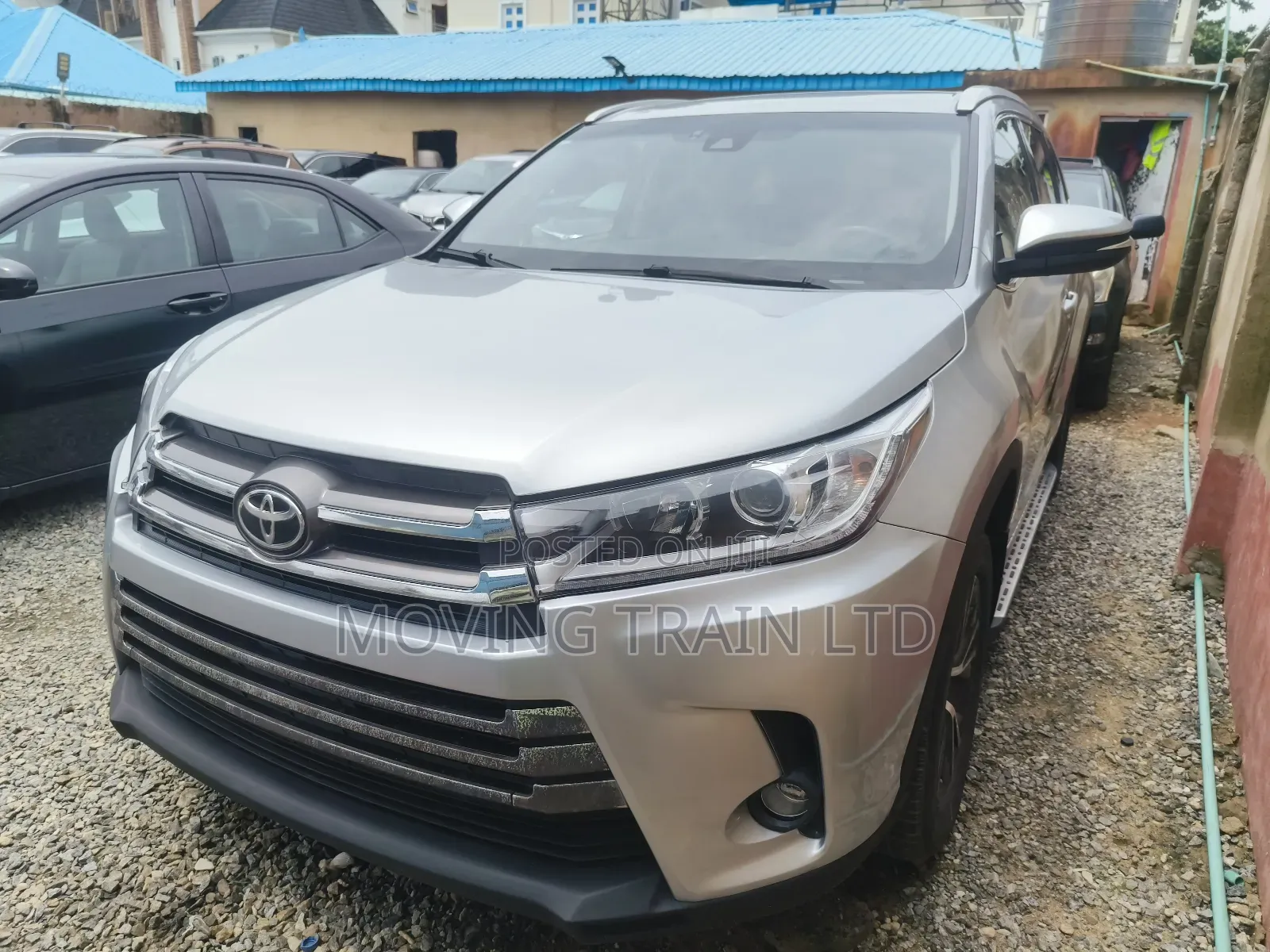 Toyota Highlander LE 4x2 (2.7L 4cyl 6A) 2018 Silver