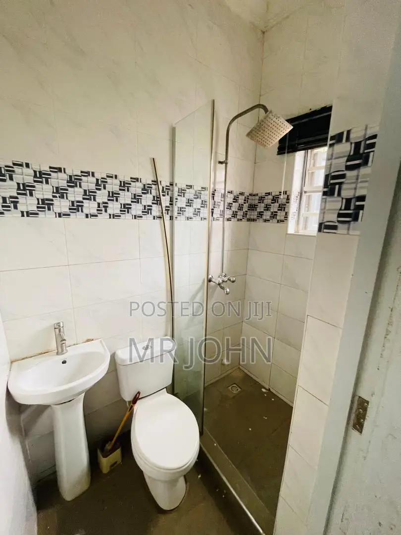 2bdrm Apartment in Ikota Owo, Lekki for rent