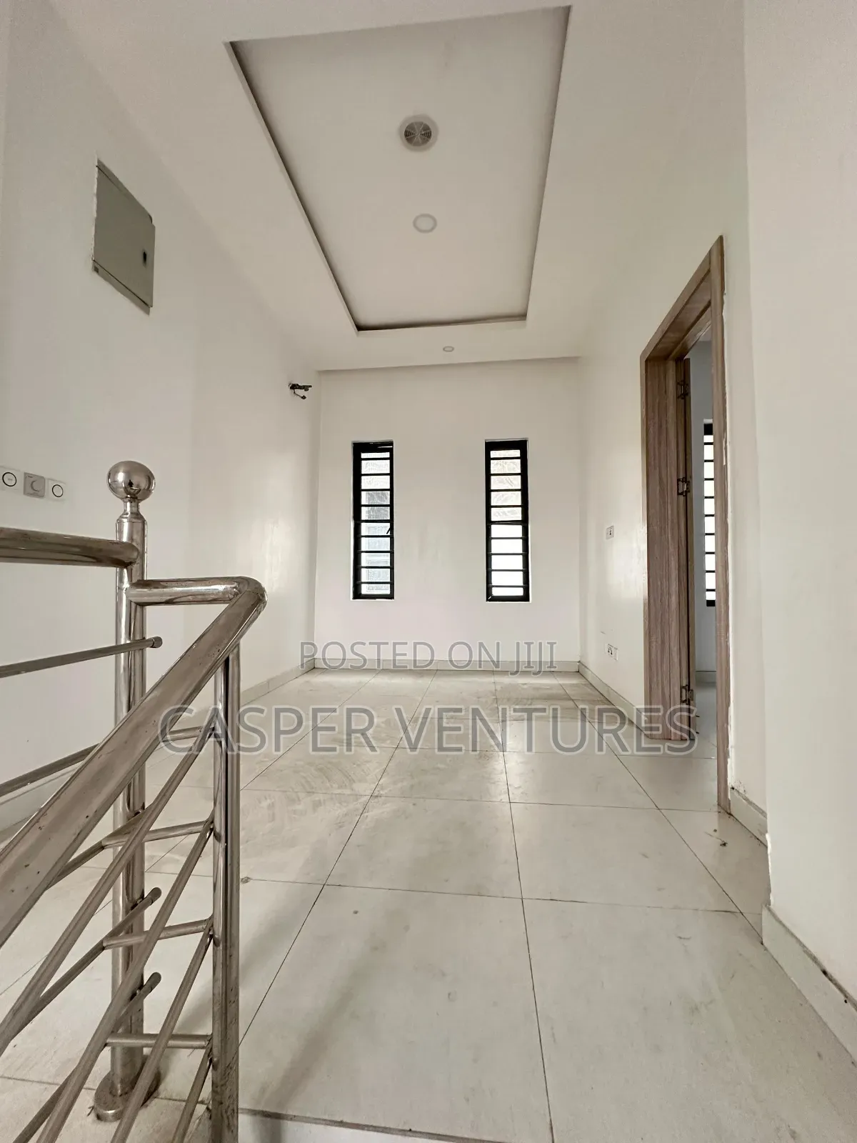4bdrm Duplex in Vgc for sale