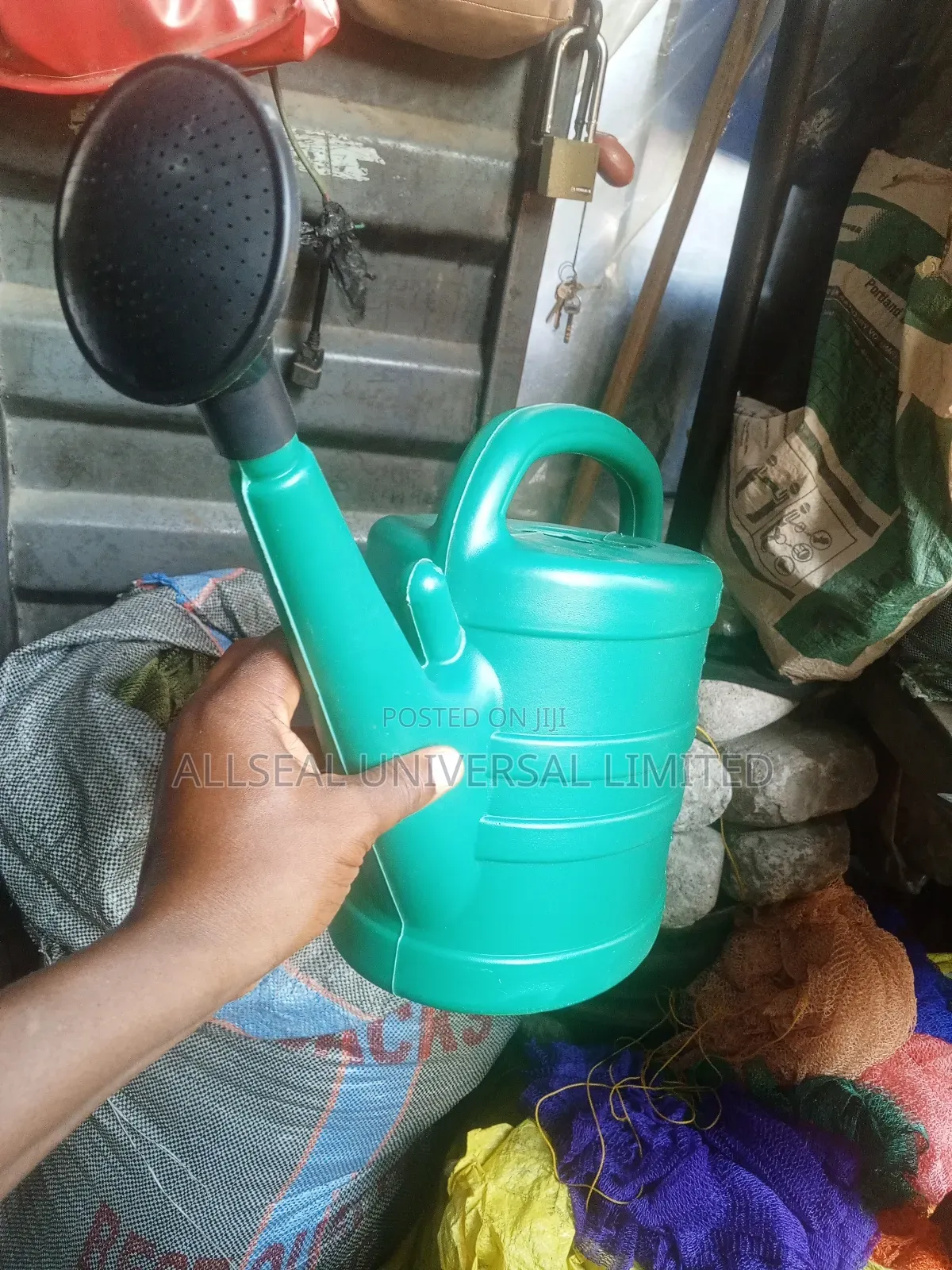 15litres Irrigation and Concrete Watering Can (Nous Parlons Français)