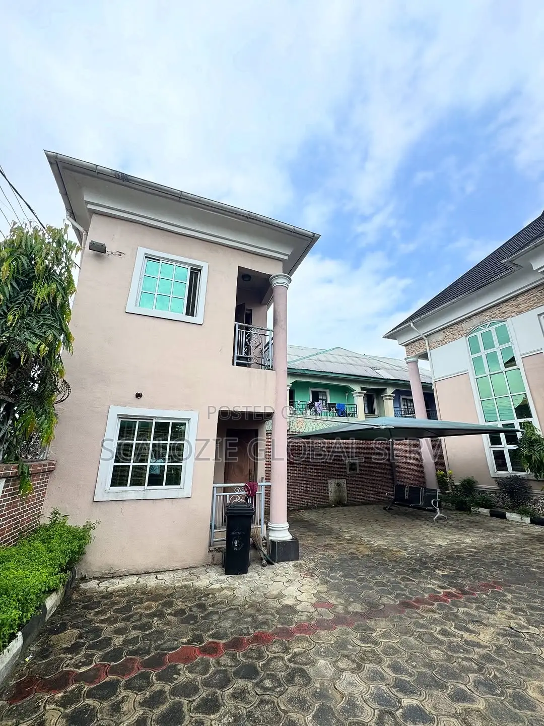 5bdrm Duplex in New Road, Ada for sale