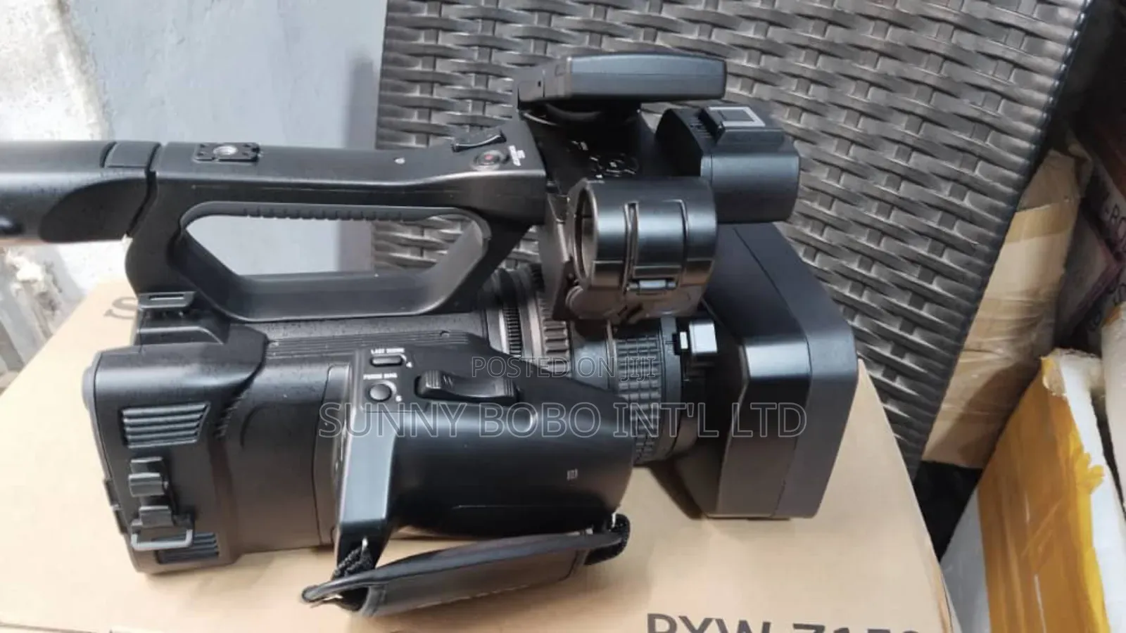 Sony PXW-Z150
Professional Cameras