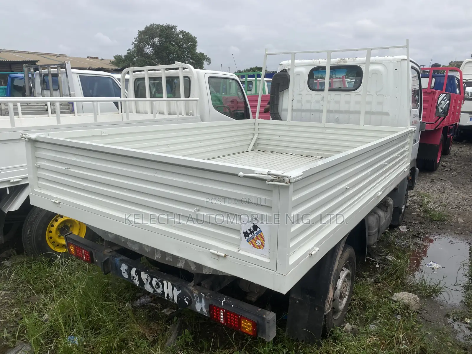 Nissan Pickup