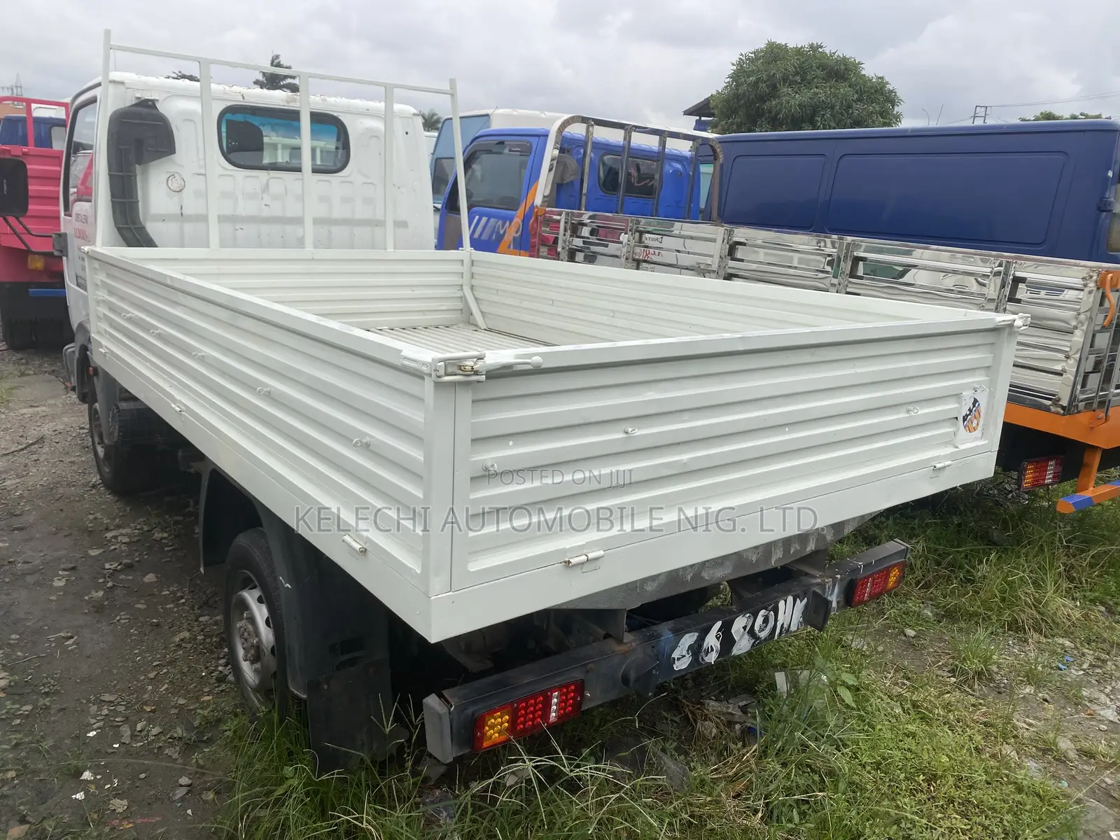 Nissan Pickup