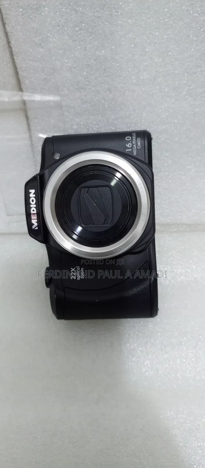 Medion Digital Photo and Video Camera for Vintage and Passport Snappin