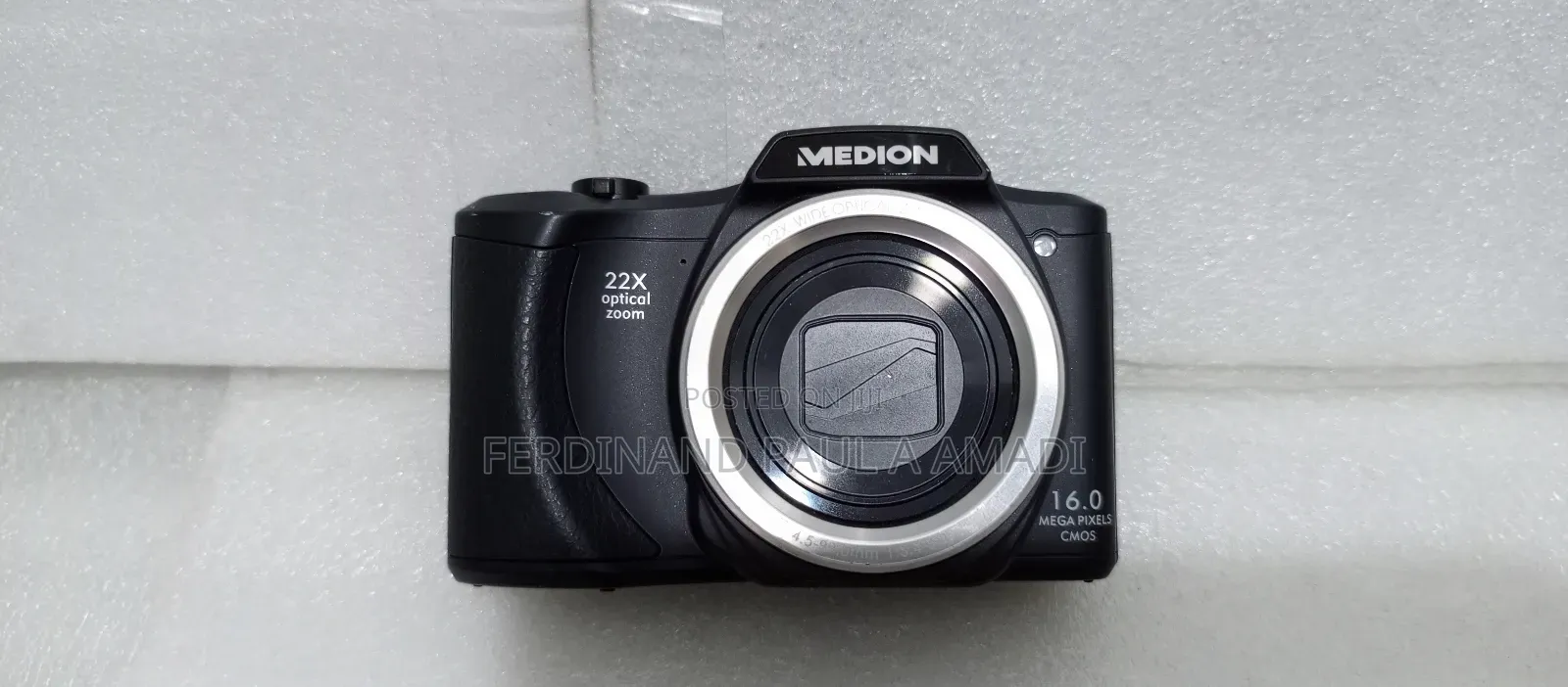 Medion Digital Photo and Video Camera for Vintage and Passport Snappin