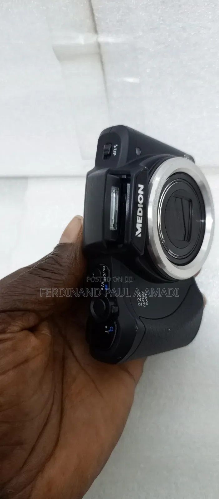 Medion Digital Photo and Video Camera for Vintage and Passport Snappin