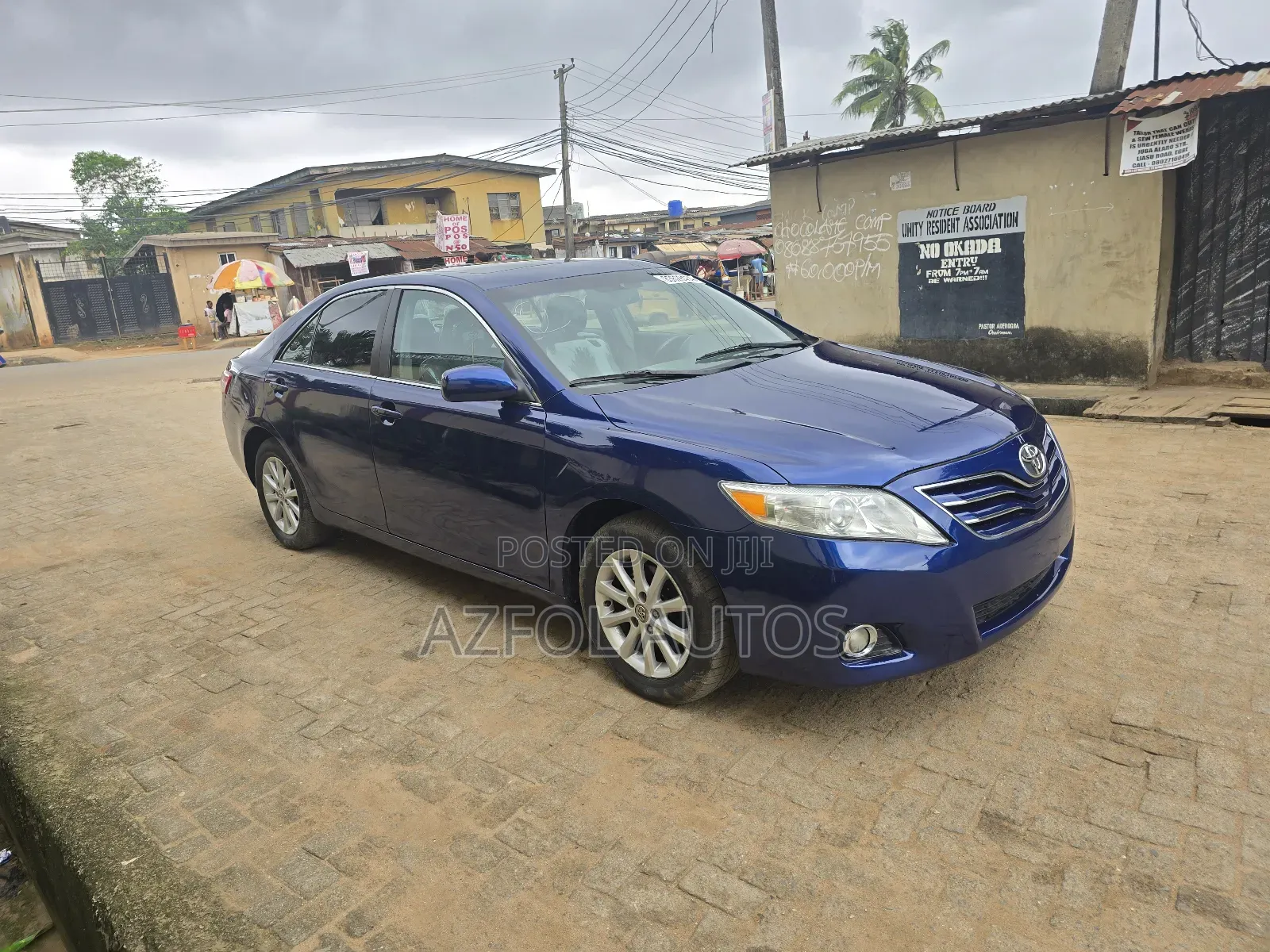 Toyota Camry XLE V6 4dr Sedan (3.5L 6cyl 6AM) 2010 Blue