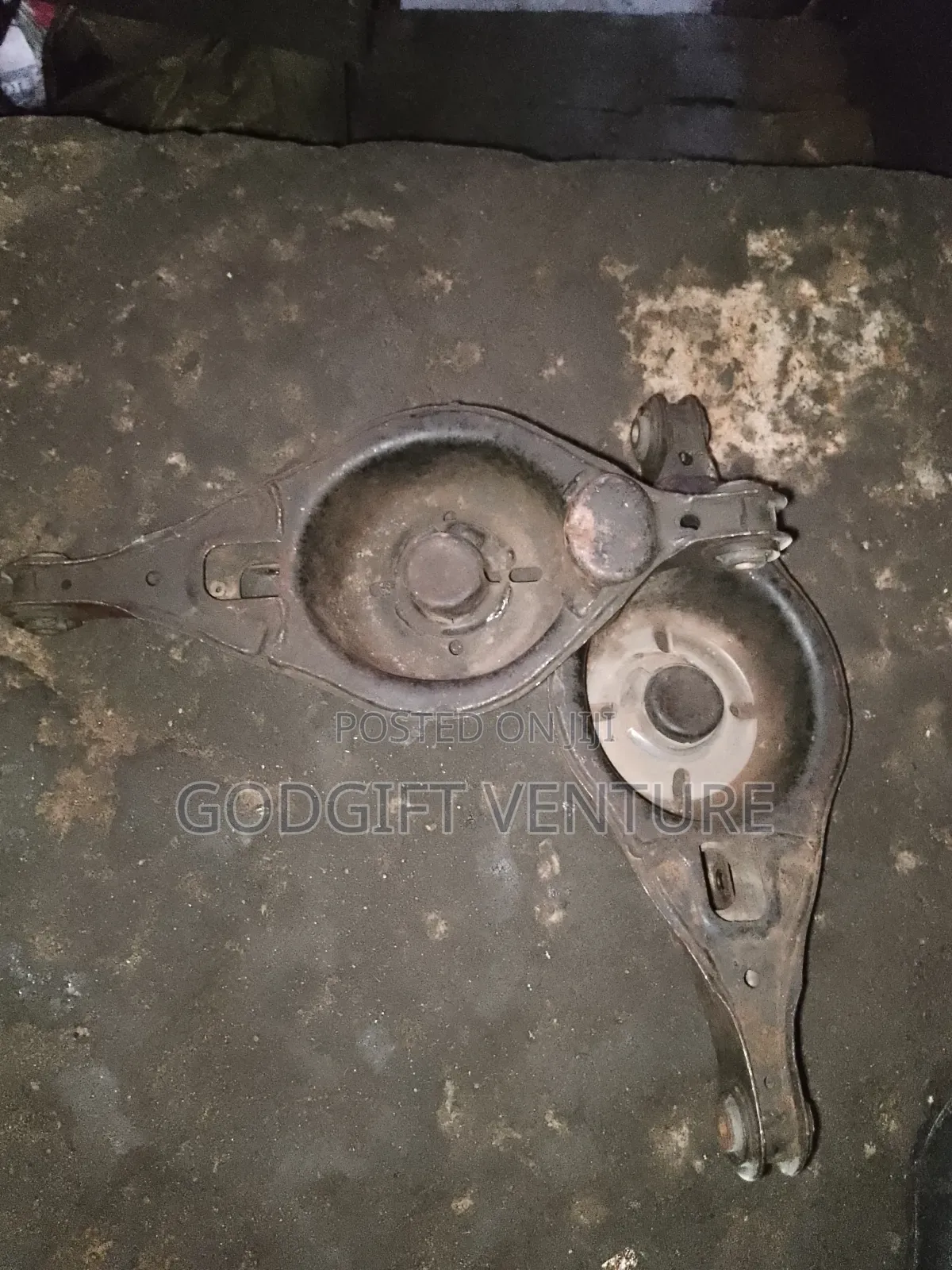 Spring Sitting Mazda 6, Ford Fusion 2003-2008