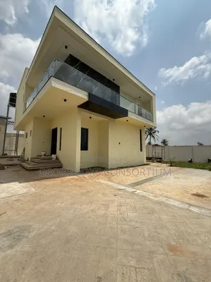 4bdrm Duplex in Kolapo Ishola Gra, Akobo for sale