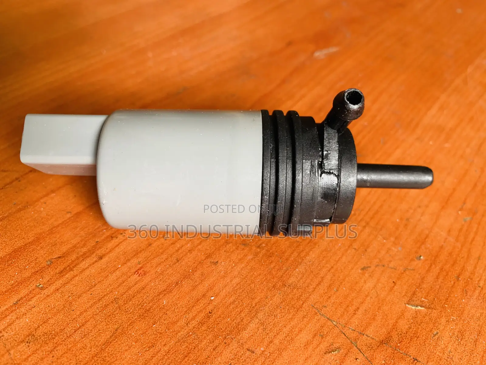 Genuine Mapco 90654 Water Pump,Window Cleaning 12v