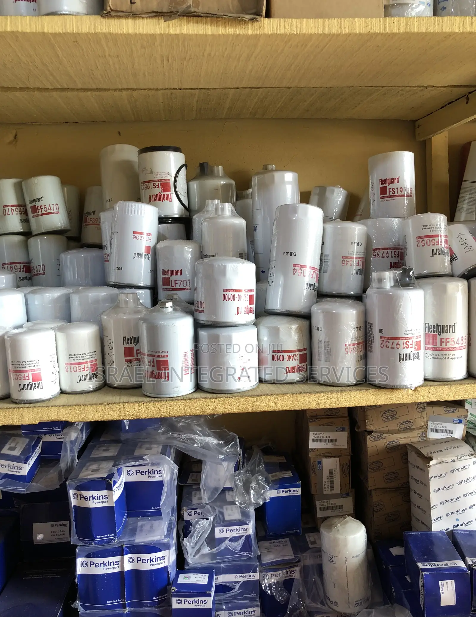 Fleetguard Fuel and Water Separator Fs1006 Available All Numbers