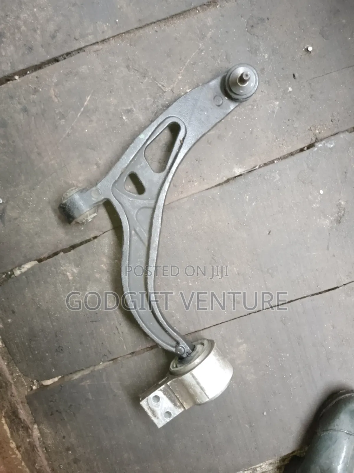Lower Arms Ford Explorer 2012-2017