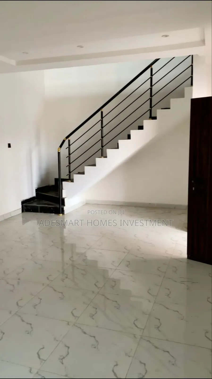 4bdrm Townhouse / Terrace in Orchid Road Lekki, Chevron for rent