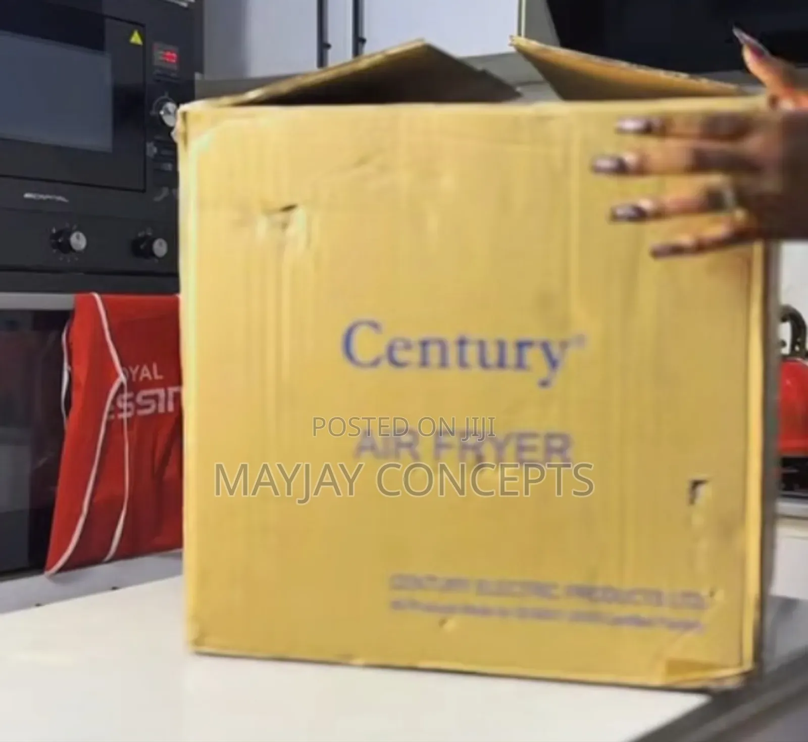 Century 9.7l Extra Large Airfryer With Oil Spray and Grill Rack