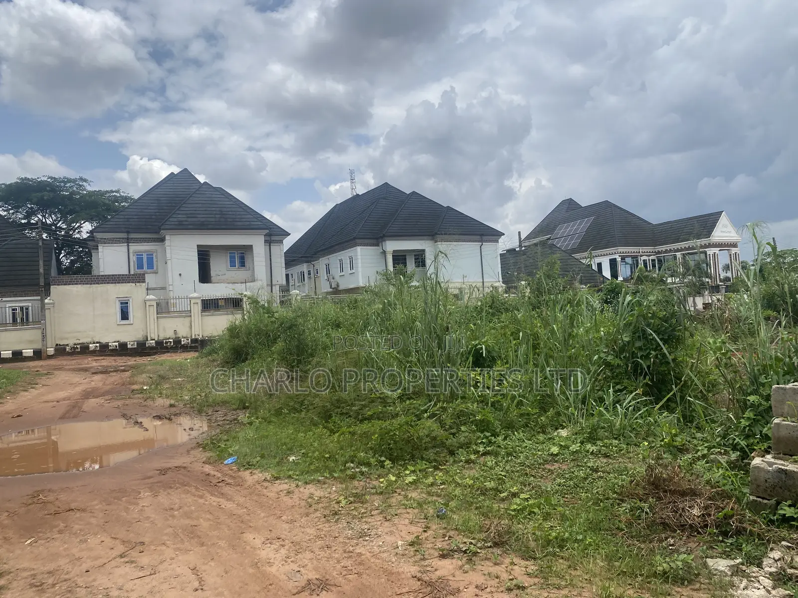 Genuine Multipurpose 100ft by 100ft With C of O for Outright Sale