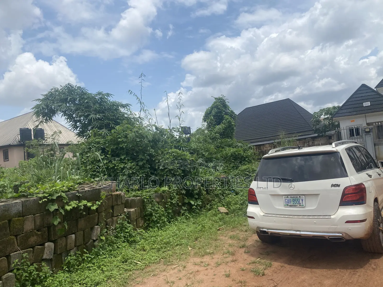 Genuine Multipurpose 100ft by 100ft With C of O for Outright Sale