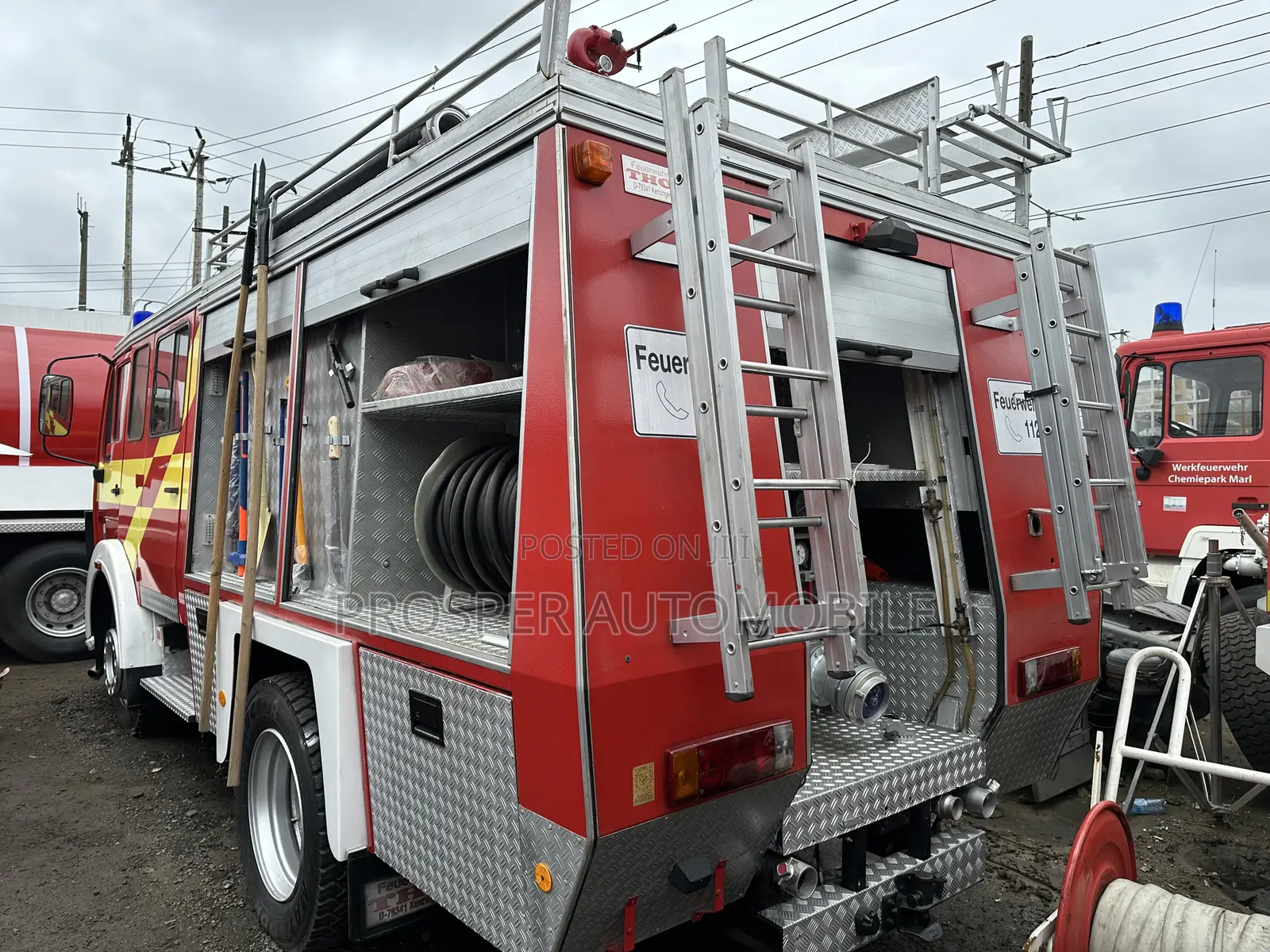 Mercedes Benz Fire Fighter Truck 1222