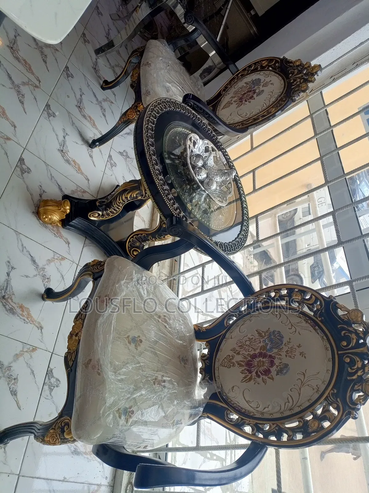 Your Italian Royal You and Me Coffee Dinning Seating
