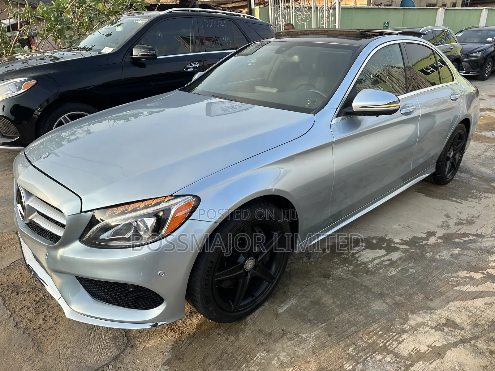 Mercedes-Benz C300 Luxury Sedan RWD (2.0L 4cyl 7A) 2016 Blue