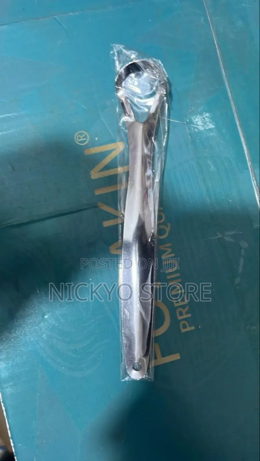 Stainless Steel Tongue Scraper
