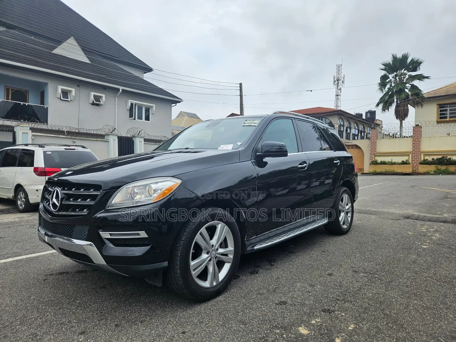Mercedes-Benz M Class ML350 4dr SUV (3.5L 6cyl 7A) 2015 Black