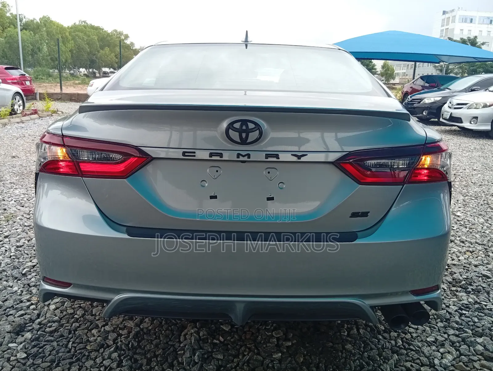 Toyota Camry SE Auto 2024 Silver