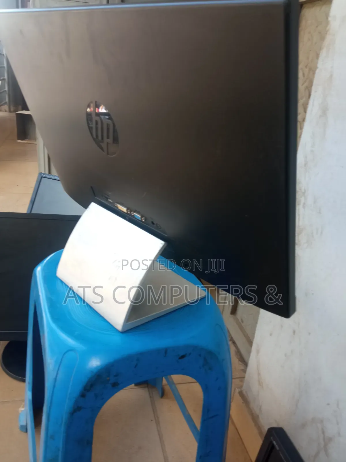 Hp 24 Inches Frameless Monitor