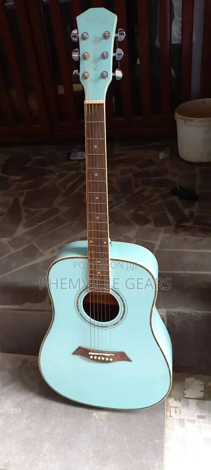 Quality Uk Used Dame Acoustic Guitar