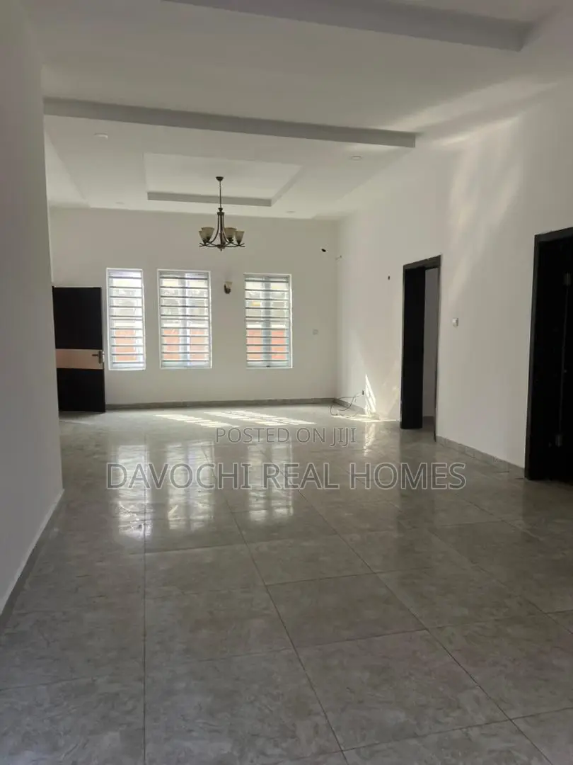 4bdrm Apartment in Lekki County for rent