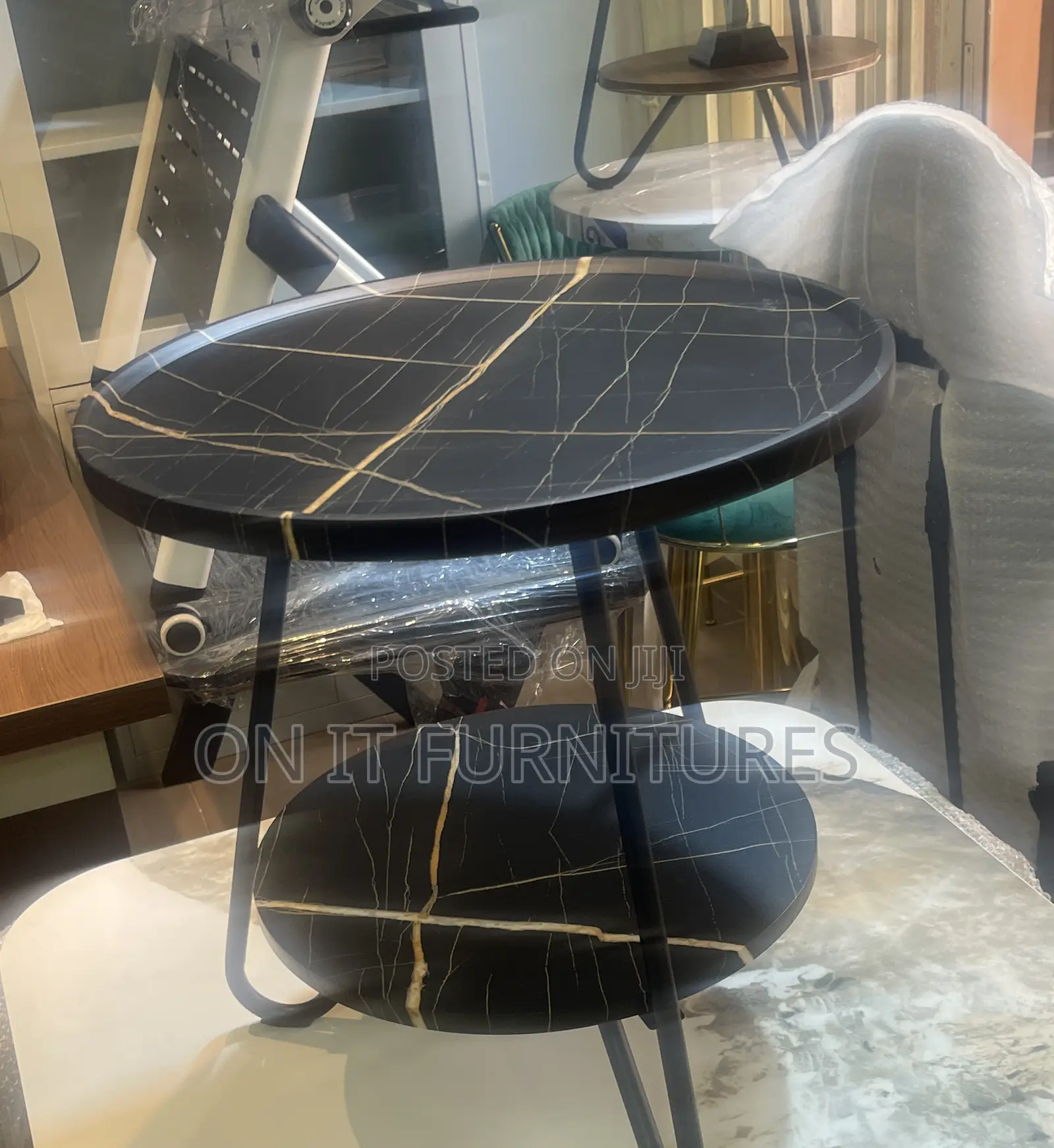 The Nest Table" – Unique Double-Layer Wood Metal Centerpiece