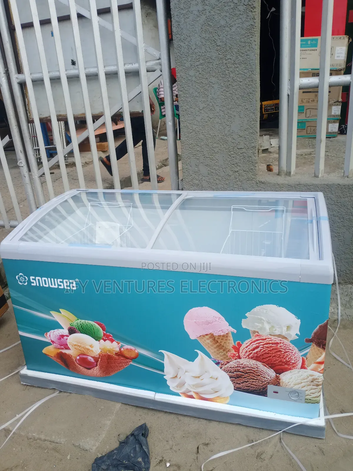 468 Liters Snowsea Ice Cream Freezer, Multiple Colors, 1 Year Warranty