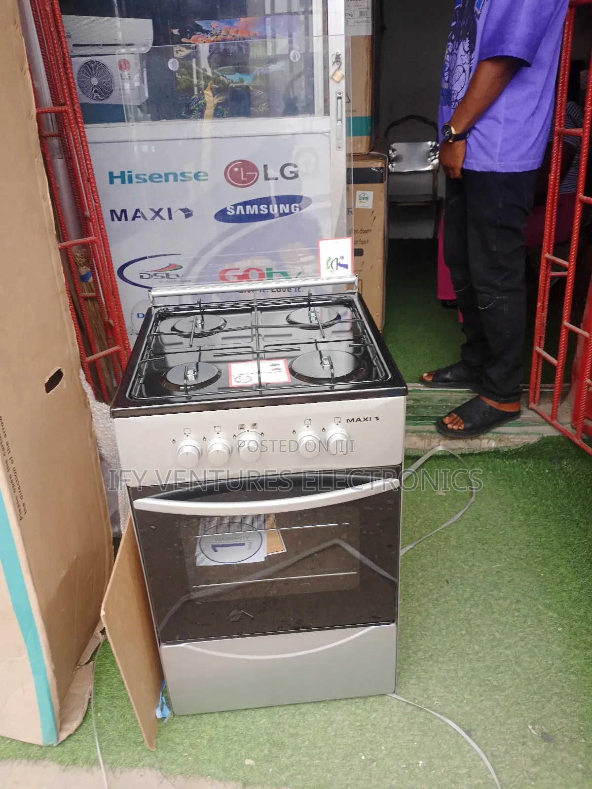 50*50cm 4 Burner Maxi Gas Cooker With 1year Warranty, Black Gray Color