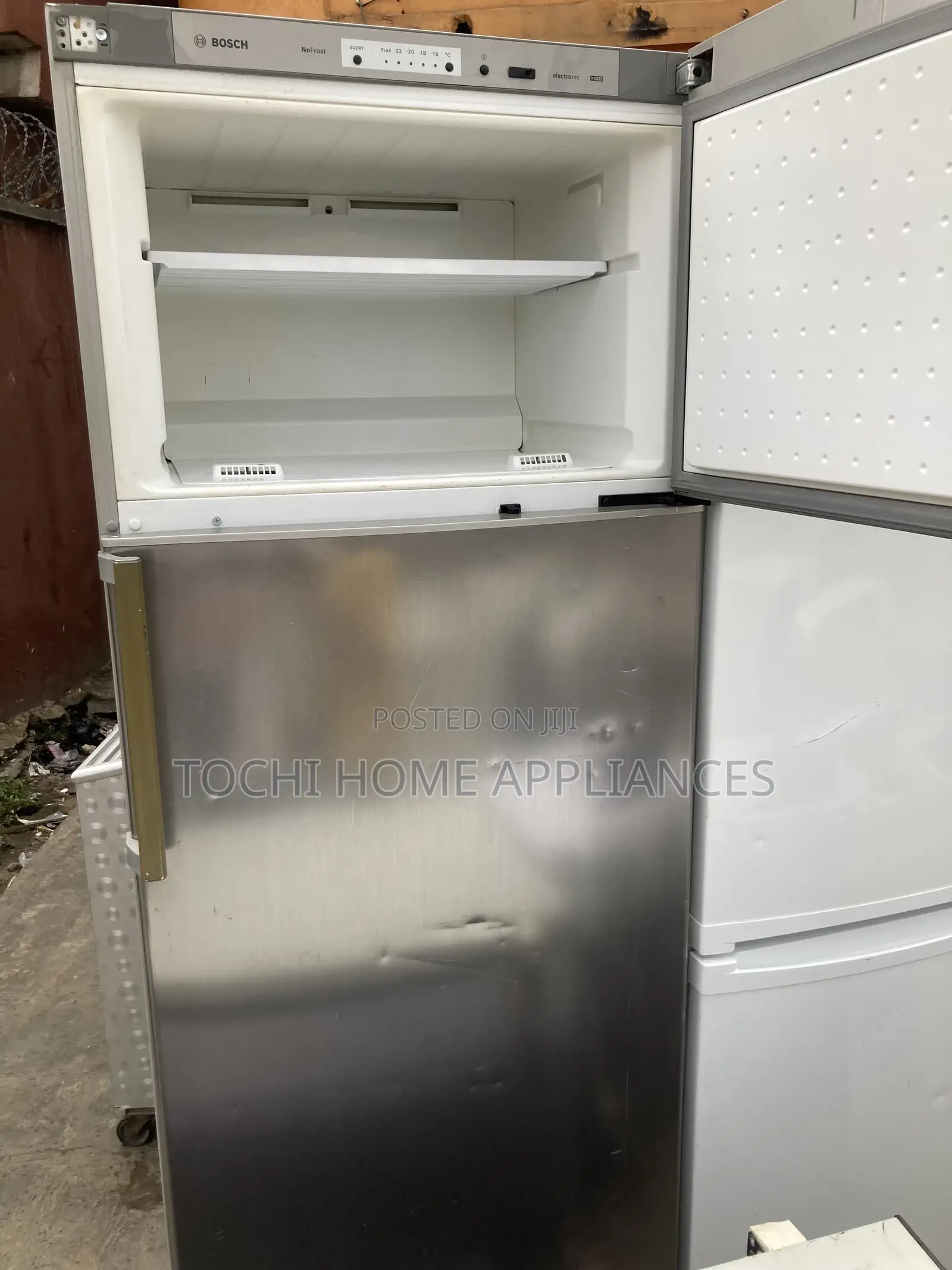 401 Liters Bosch Fridge and Freezer