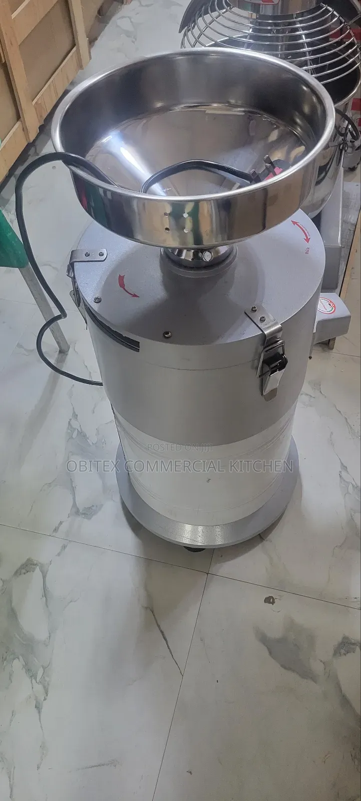Industrial Tigernut Extractor Machine Big Size Is Available for Sales