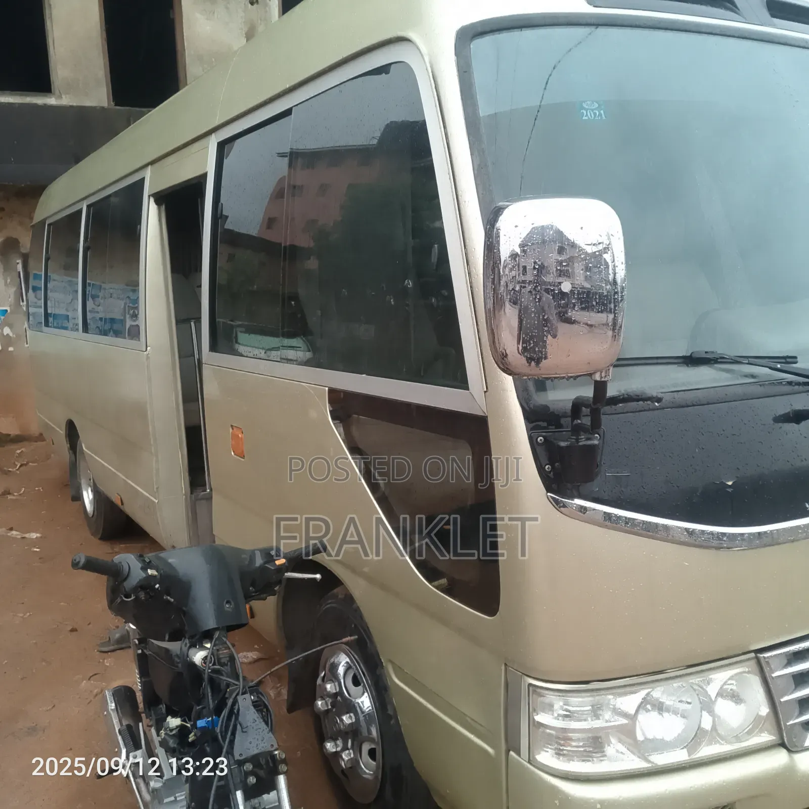 Toyota Coaster 2015 Beige