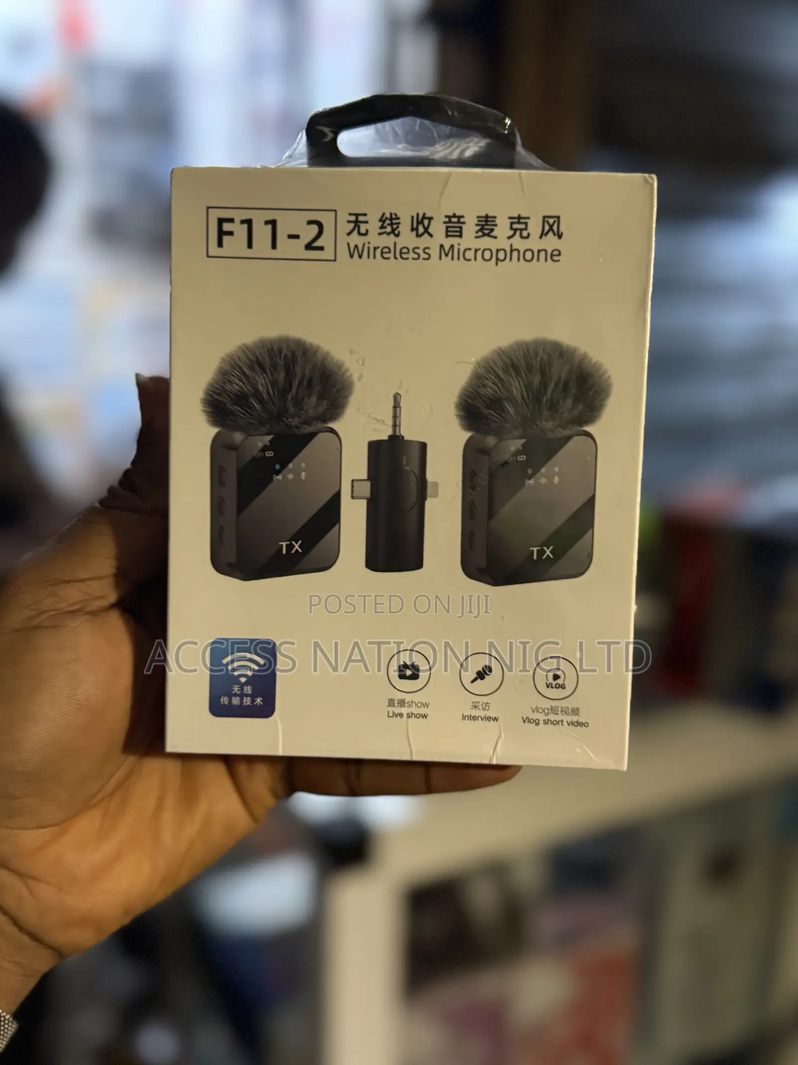 F11-2 3 In 1 Wireless Clip Collar Lavalier Microphone Video Recording