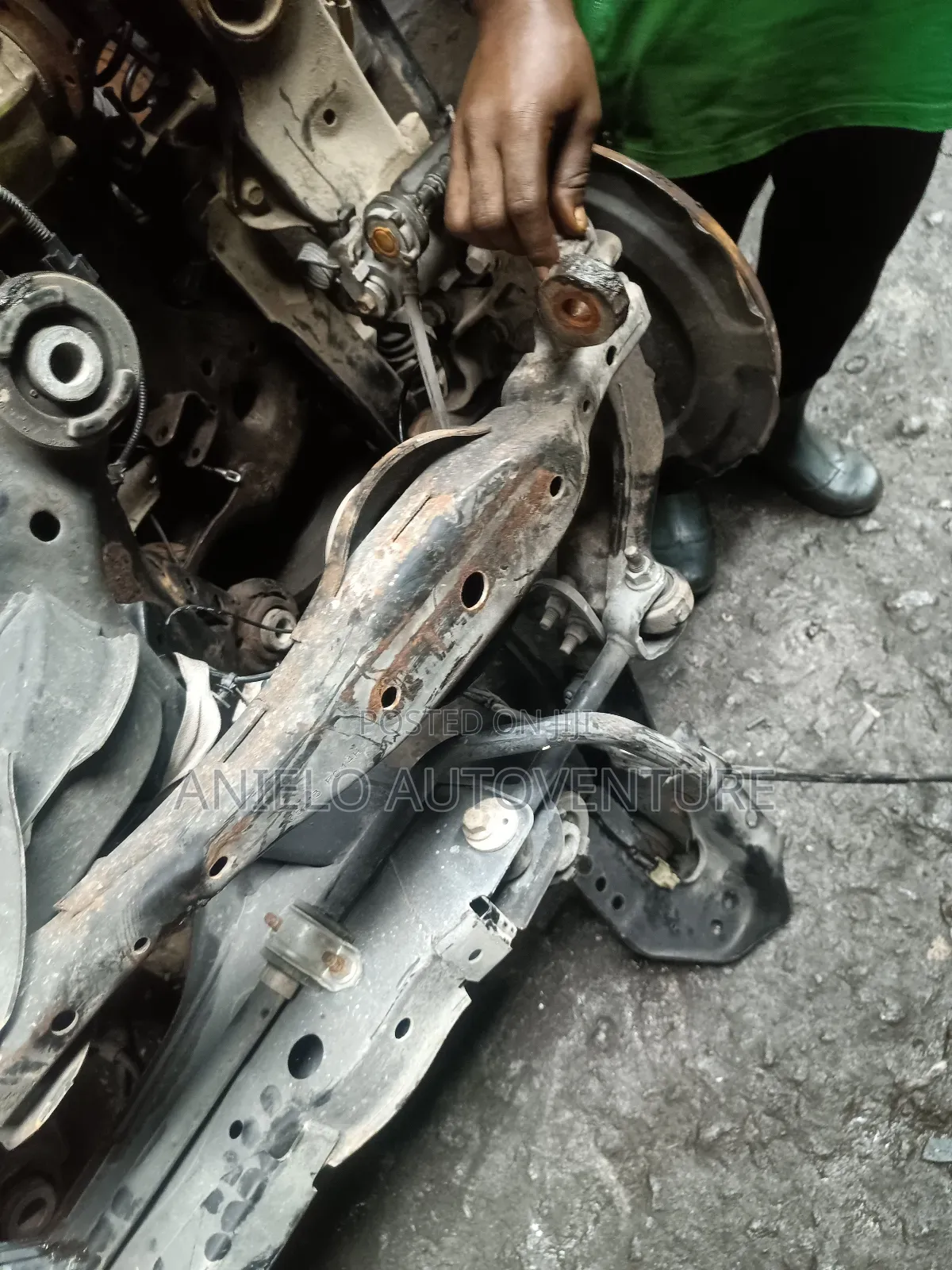 Ford Edge Underneath