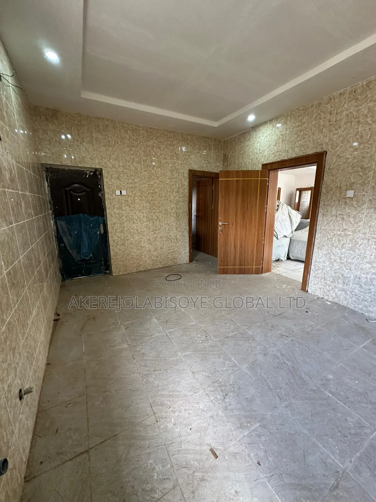 4bdrm Townhouse/Terrace in Lifecamp for sale