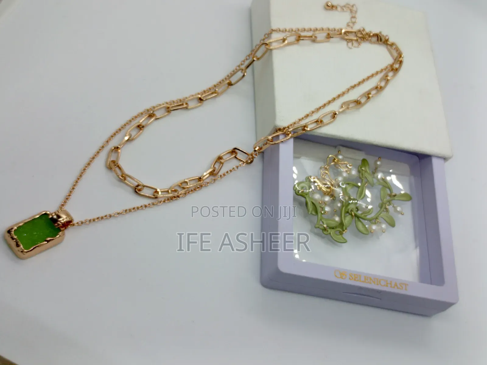 Ladies Gold Chain With Matching Bracelet