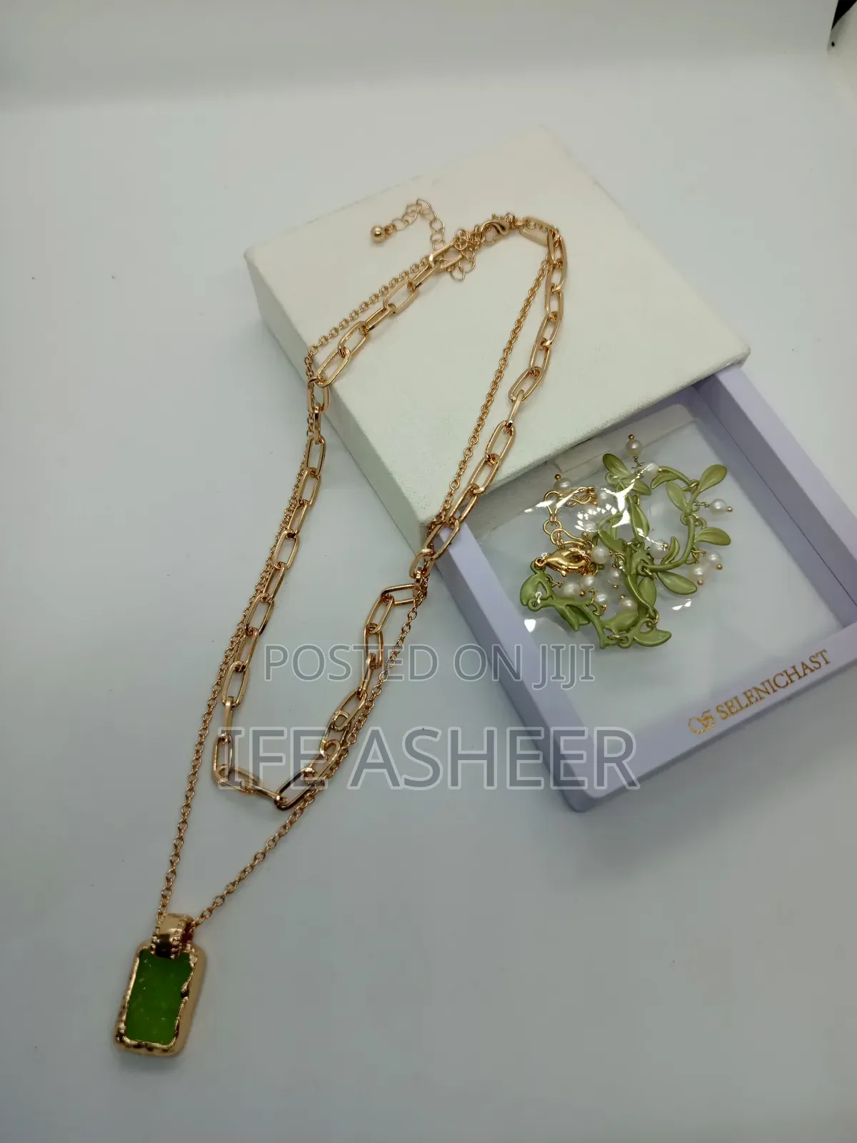 Ladies Gold Chain With Matching Bracelet