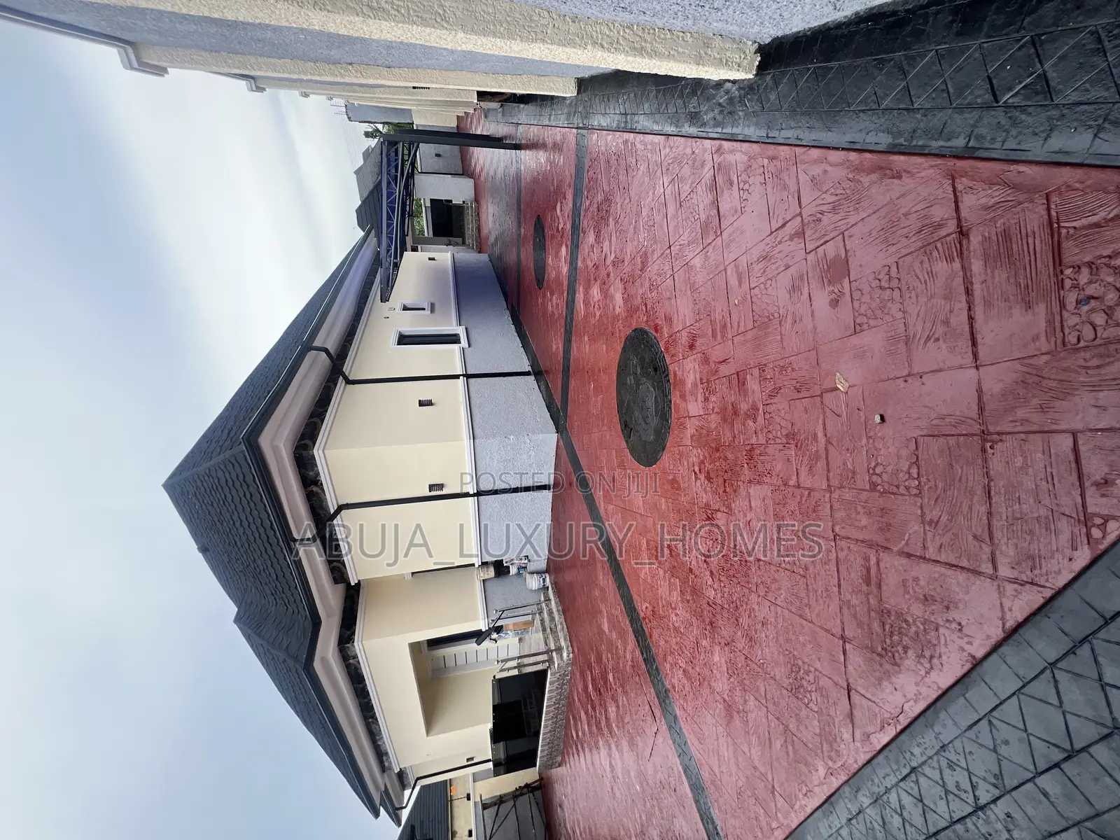 3bdrm Bungalow in Efab Queens, Karsana for sale