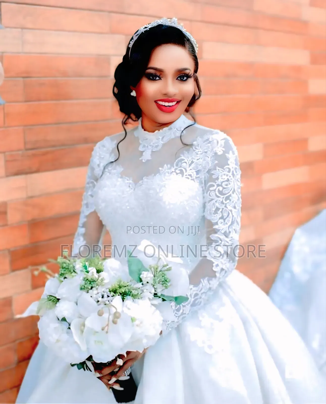 Luxury Wedding Gown Bridal Dress for Renting