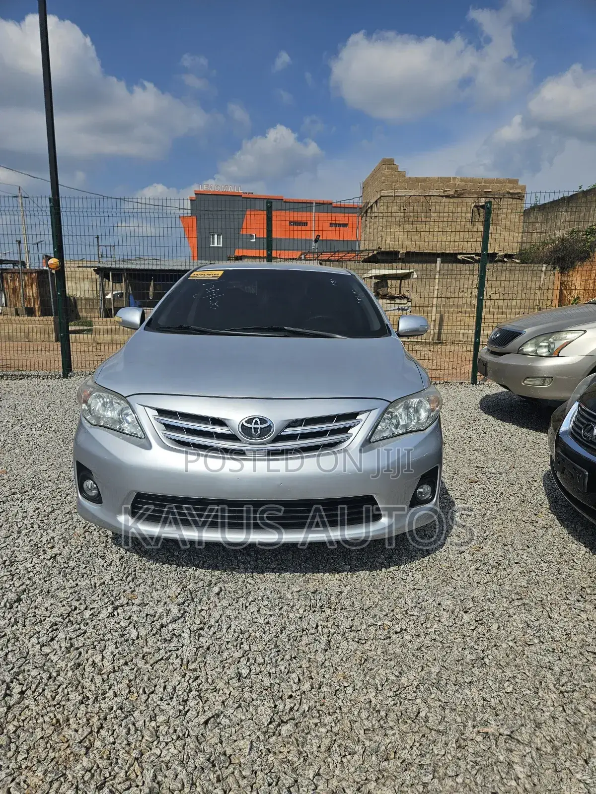 Toyota Corolla LE 4dr Sedan (1.8L 4cyl 4A) 2012 Silver