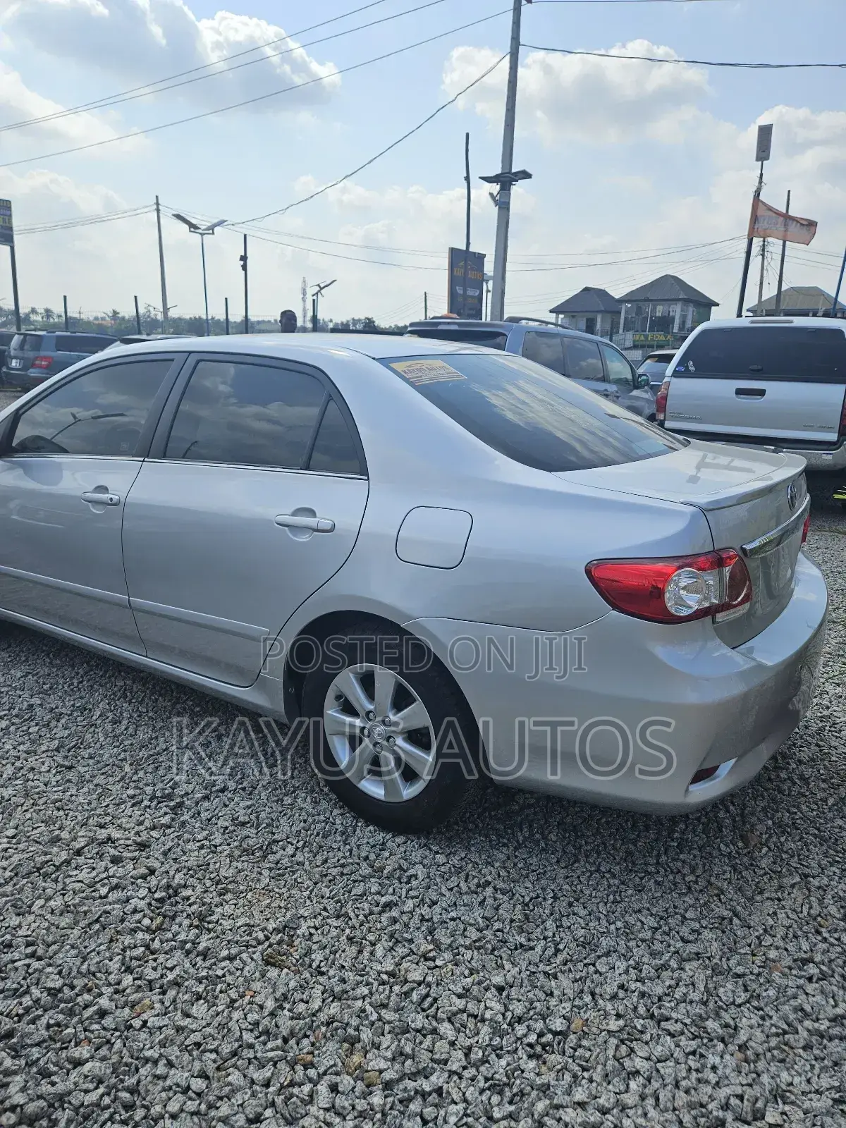 Toyota Corolla LE 4dr Sedan (1.8L 4cyl 4A) 2012 Silver