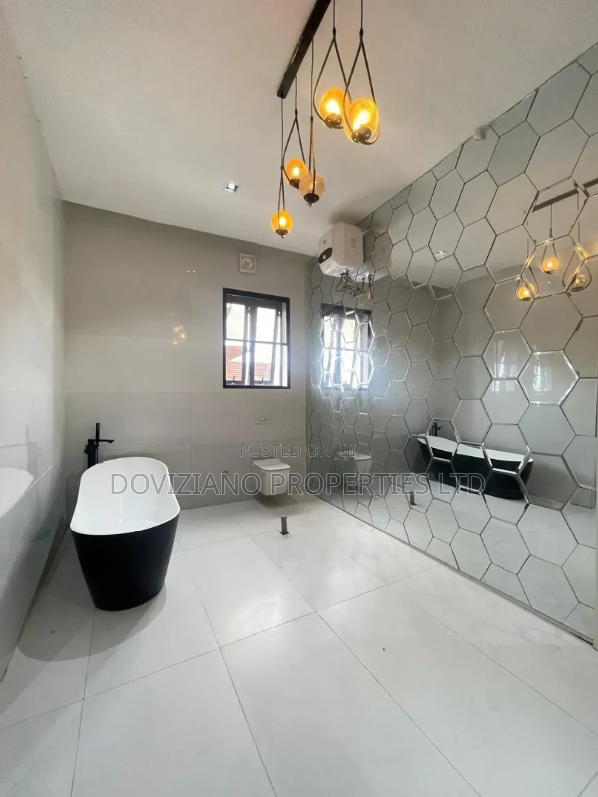 5bdrm Duplex in Osapa london for sale