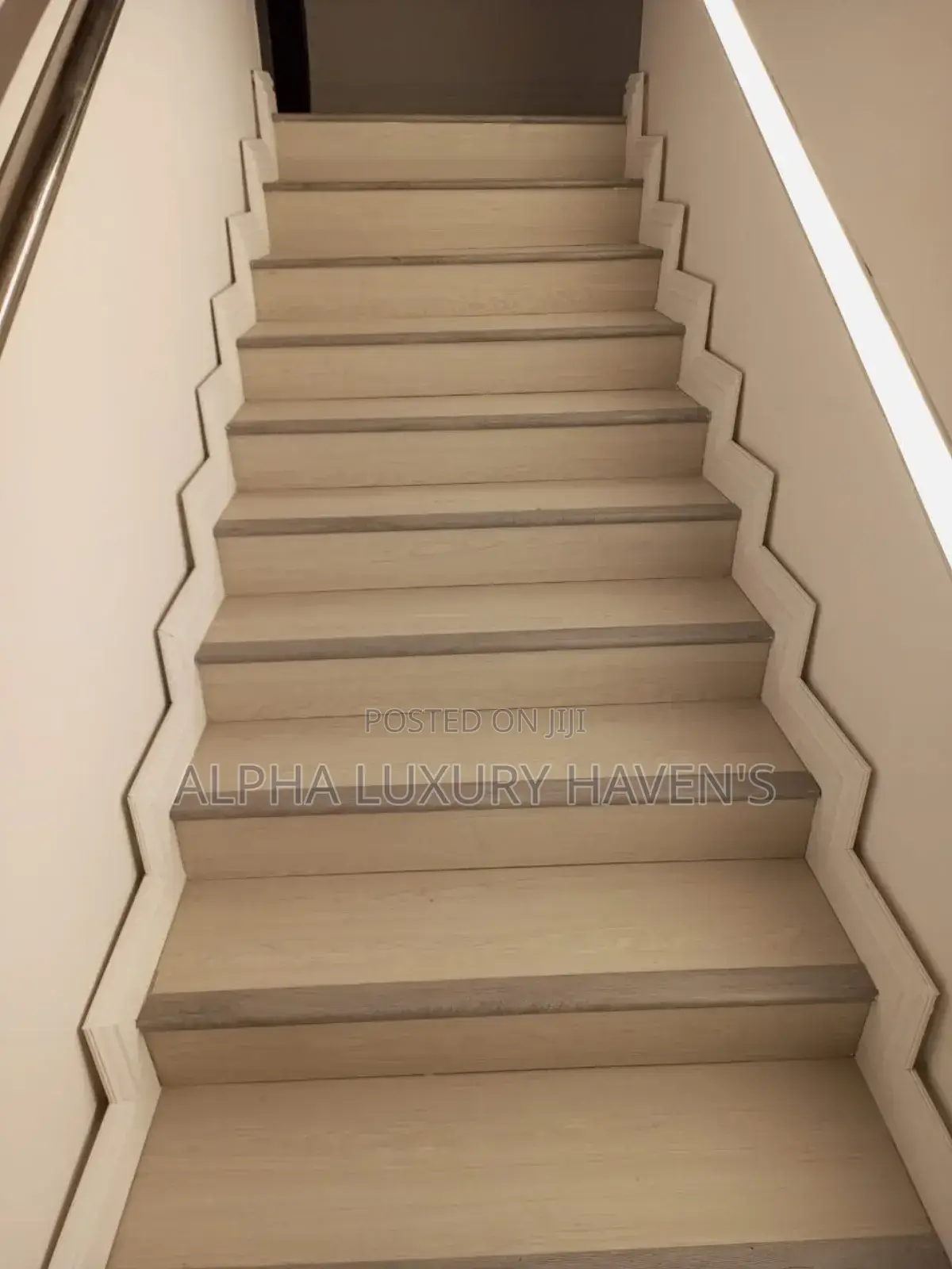 Wooden Floors / SPC /Vinyl /Herringbone Sales and Installation