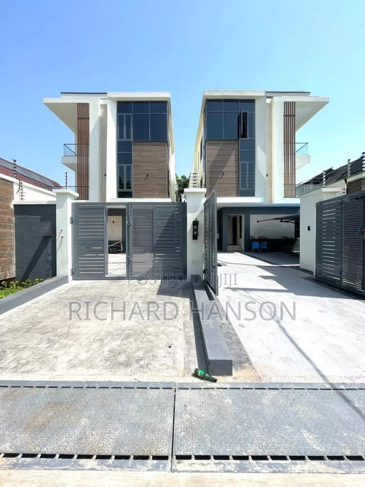5bdrm Duplex in Inside Lekki Phase 1 for sale