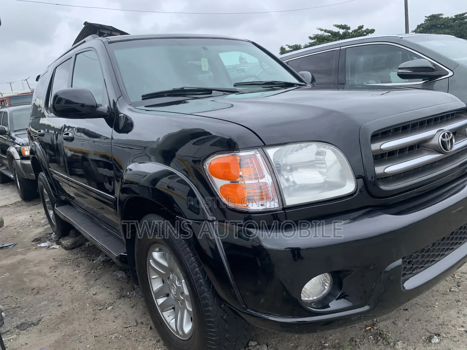 Toyota Sequoia Limited 4dr SUV 4WD (4.7L 8cyl 4A) 2004 Black