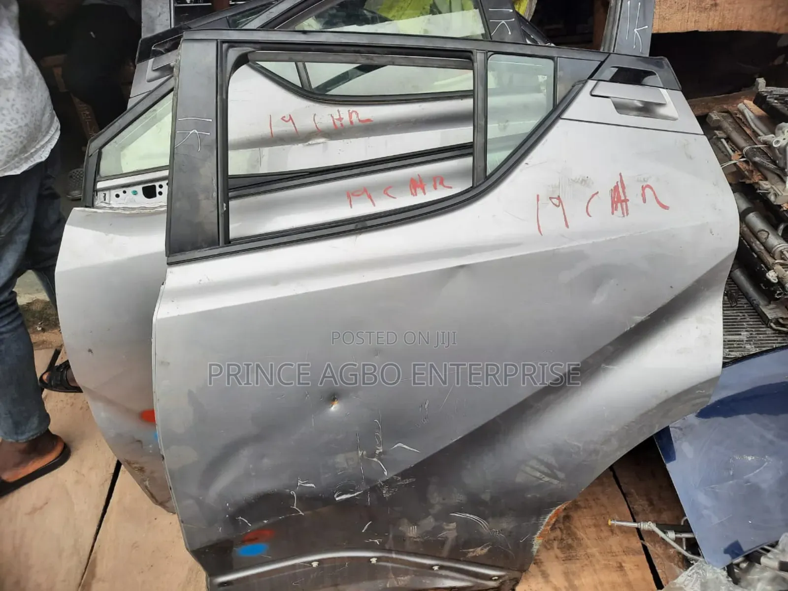 Toyota Back Door Ch_r 2015